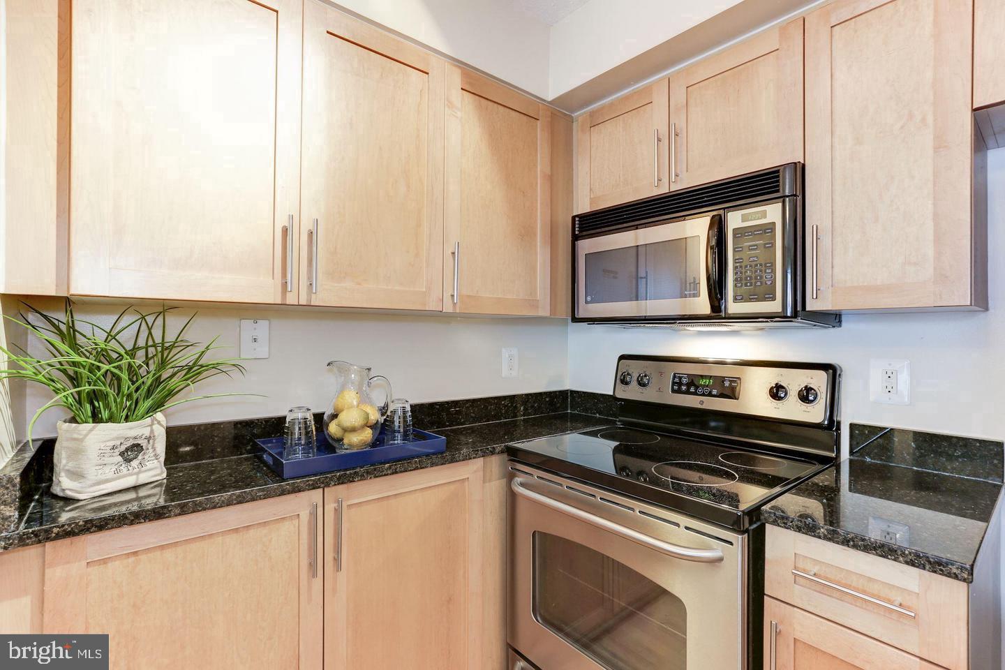 7500 WOODMONT AVENUE S1112