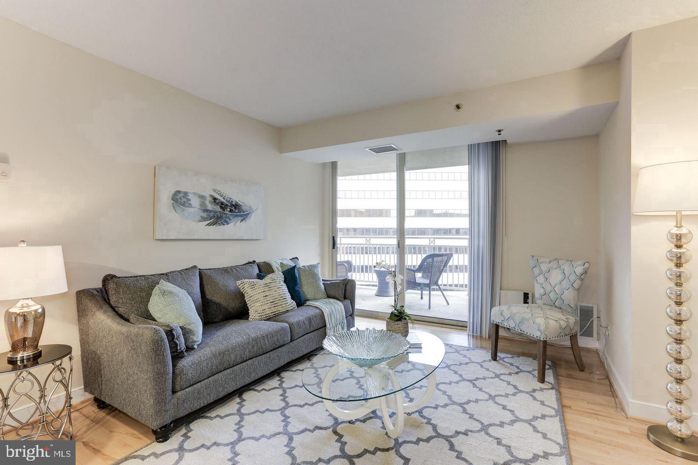 7500 WOODMONT AVENUE S1112