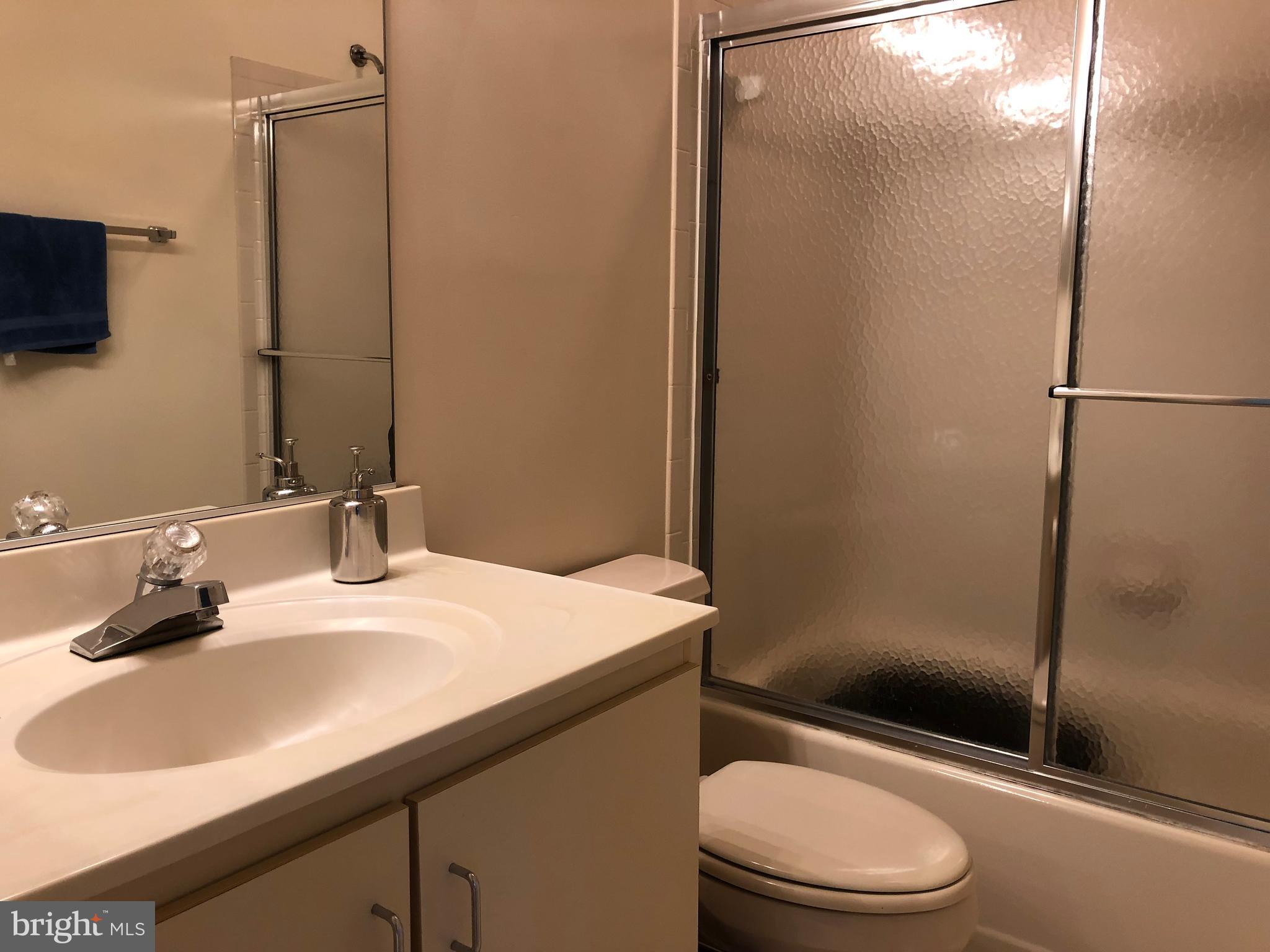 10926 BLOOMINGDALE DRIVE