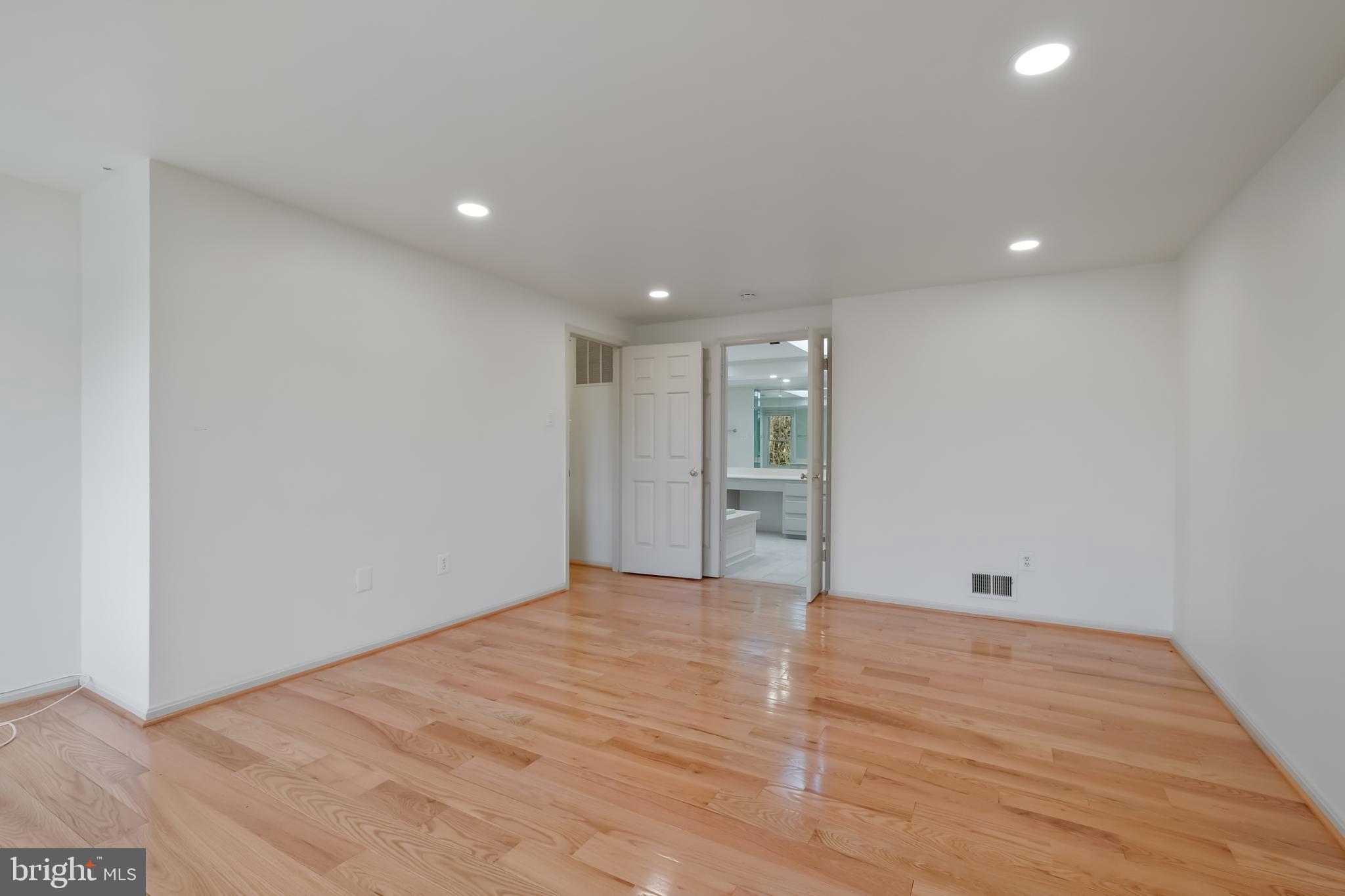13905 Huxley Cove Ct
