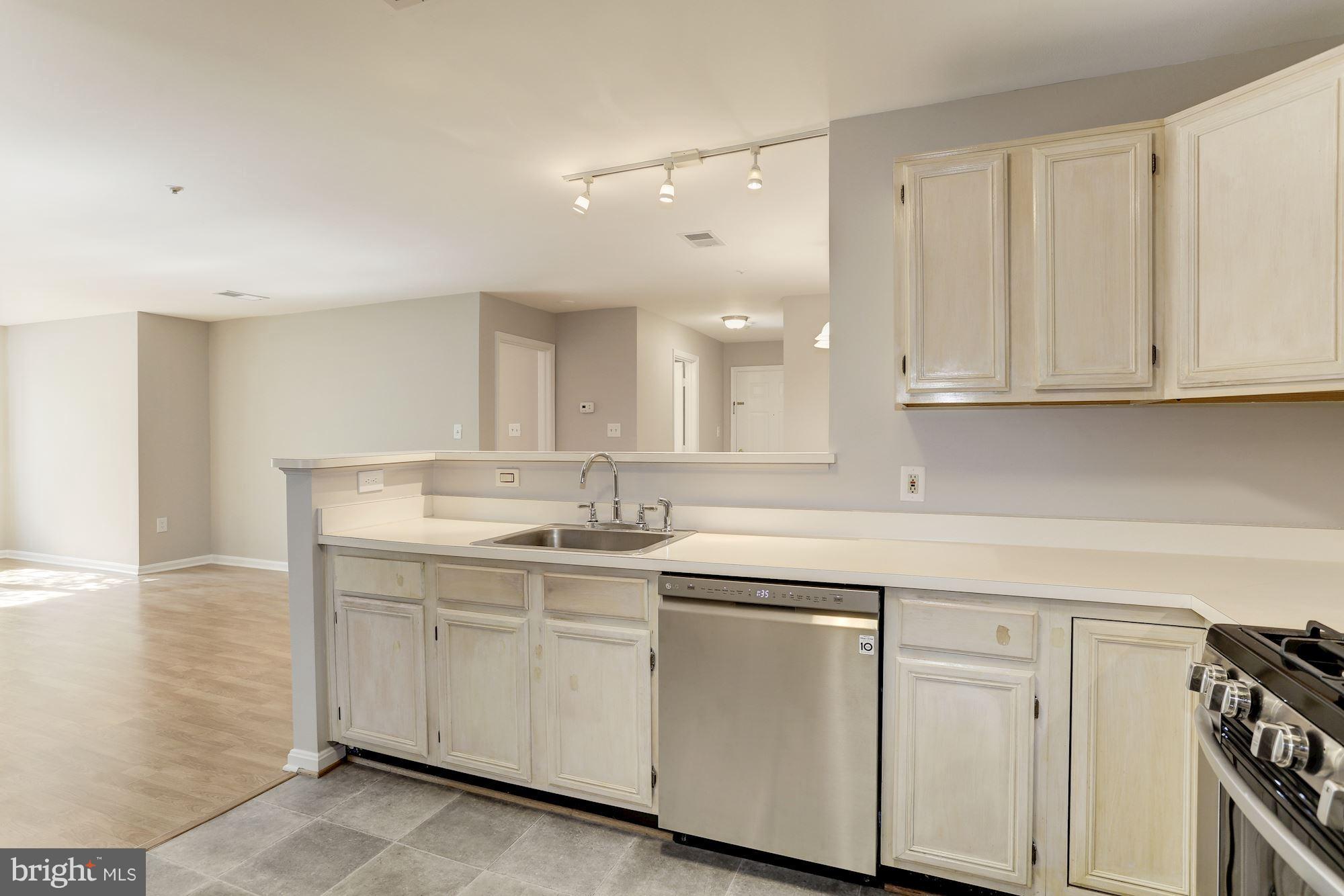 20404 Shore Harbour Dr #3-K