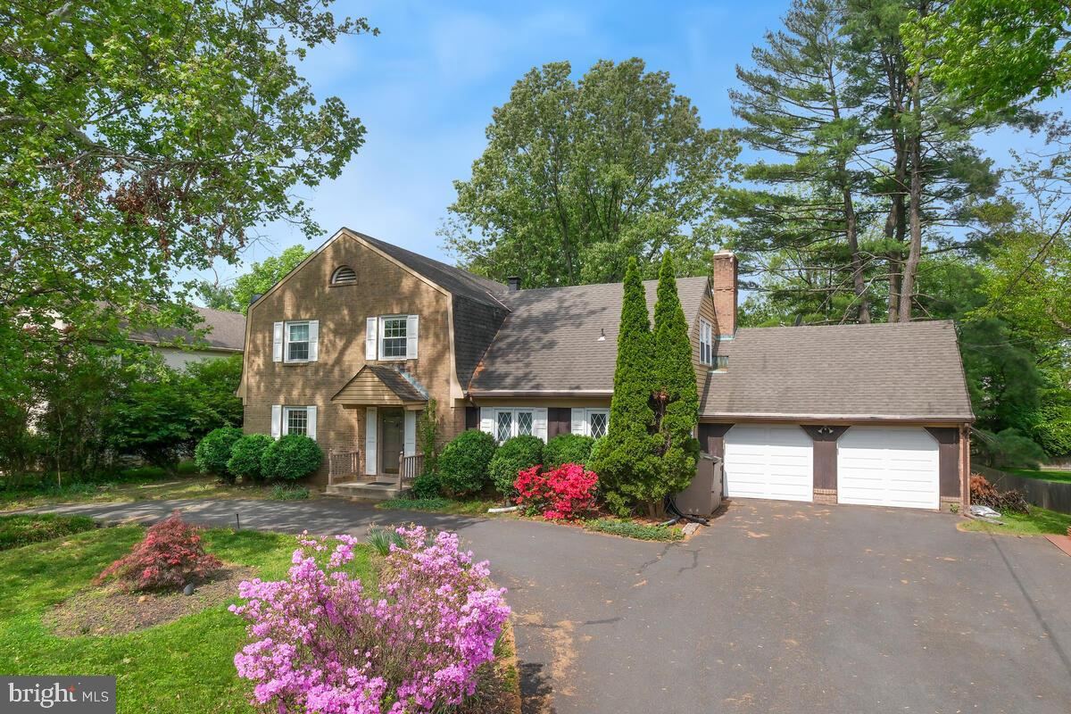 11116 Luxmanor Rd