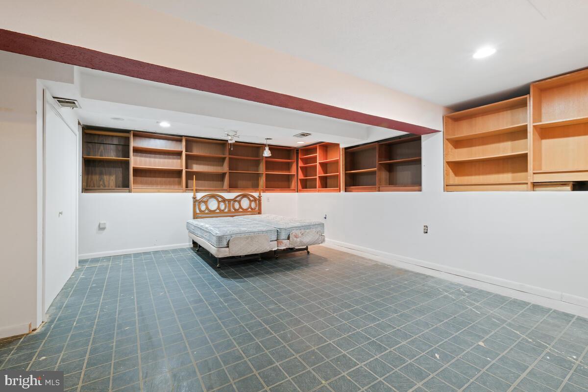 11116 Luxmanor Rd