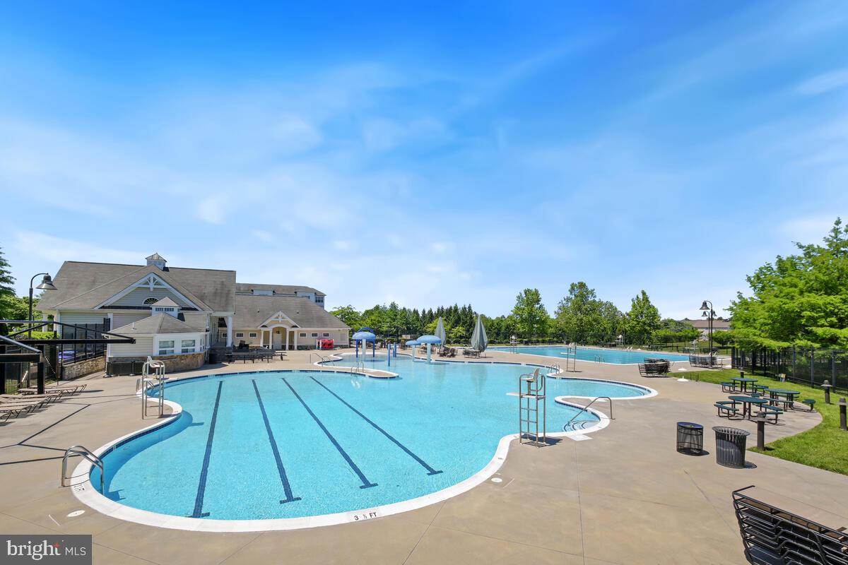 14220 Ashleigh Greene Rd