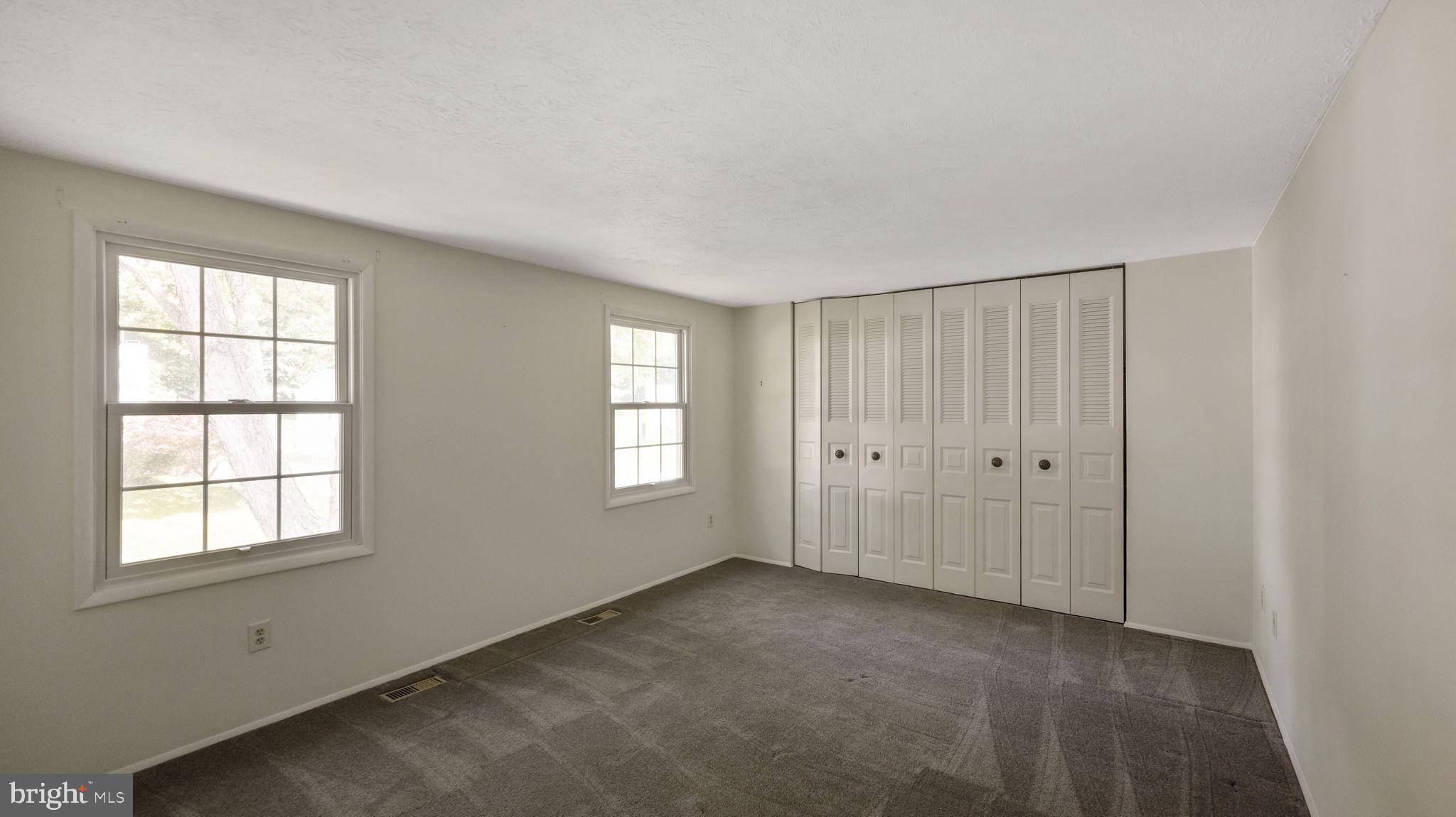 19308 POINSETTA COURT