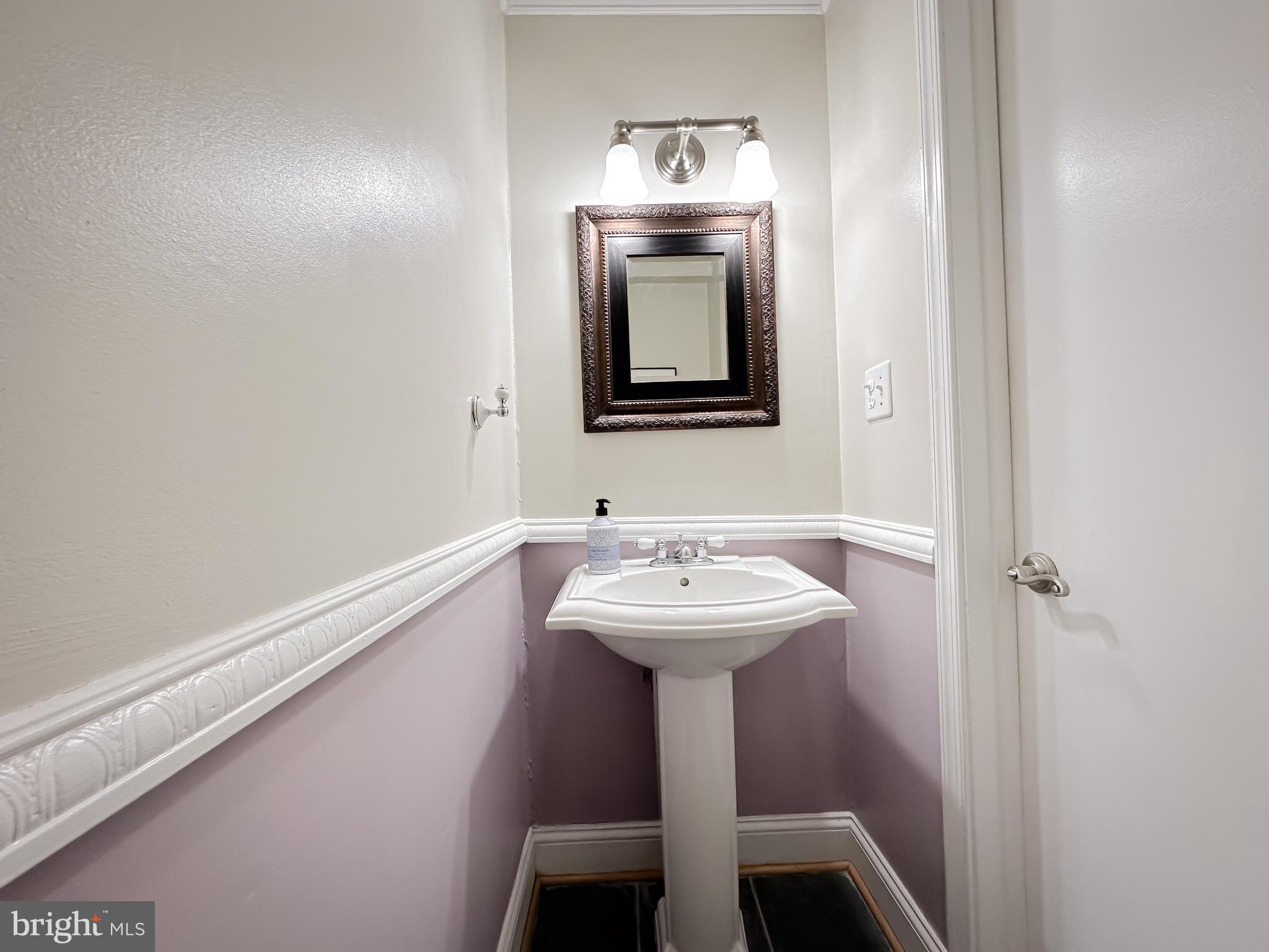 2 HIBISCUS COURT 1-1