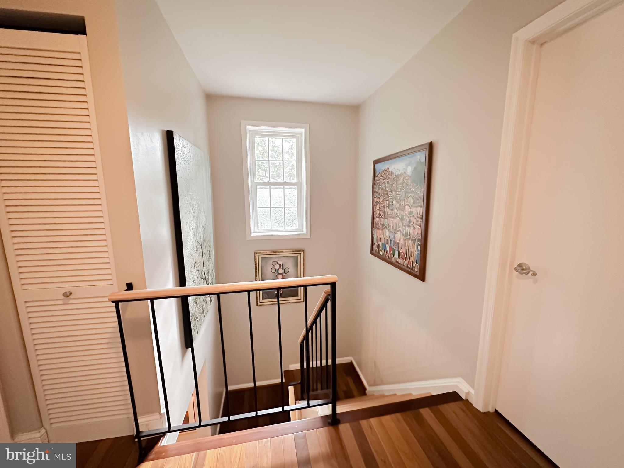 2 HIBISCUS COURT 1-1