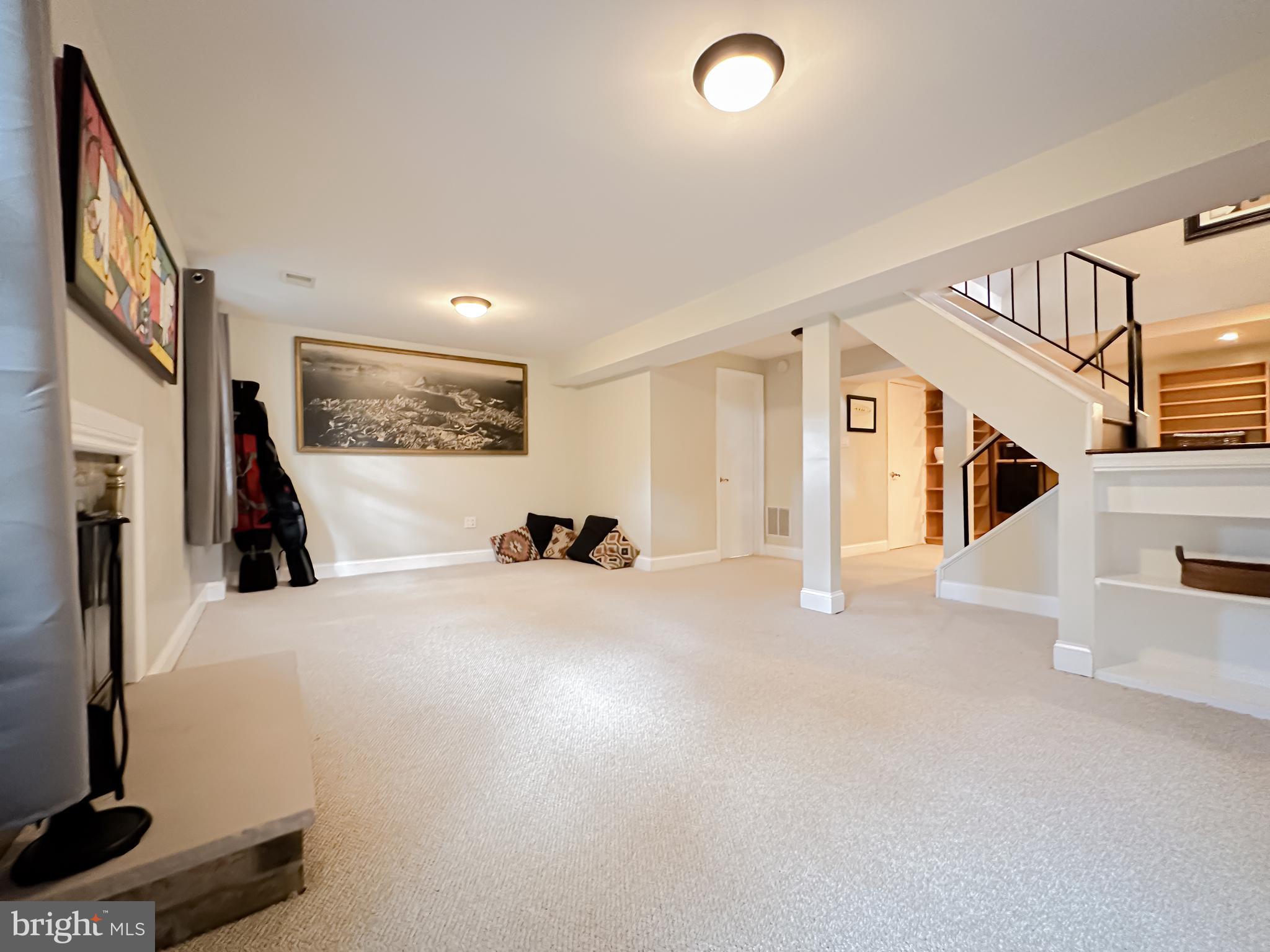 2 HIBISCUS COURT 1-1