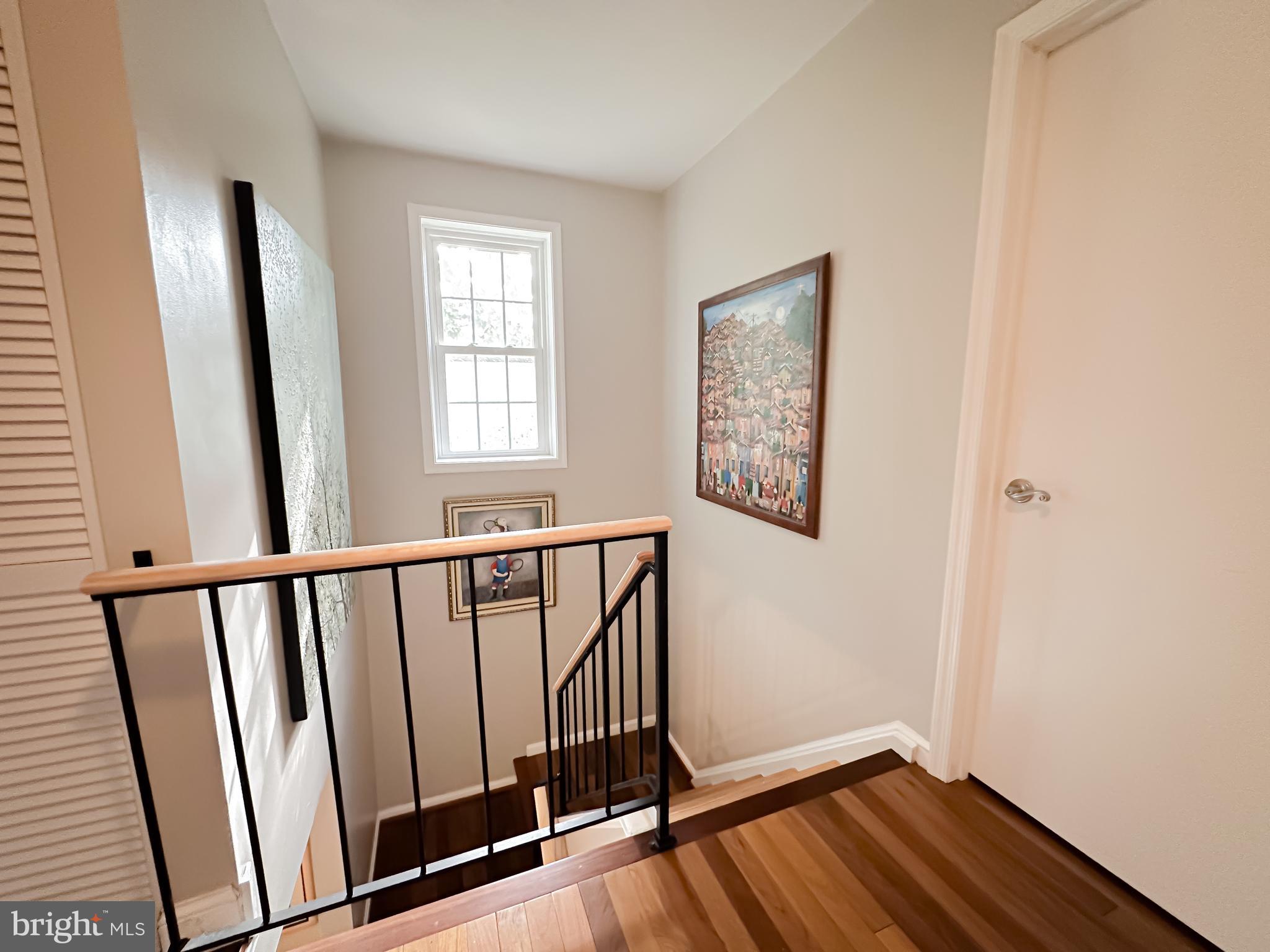 2 HIBISCUS COURT 1-1