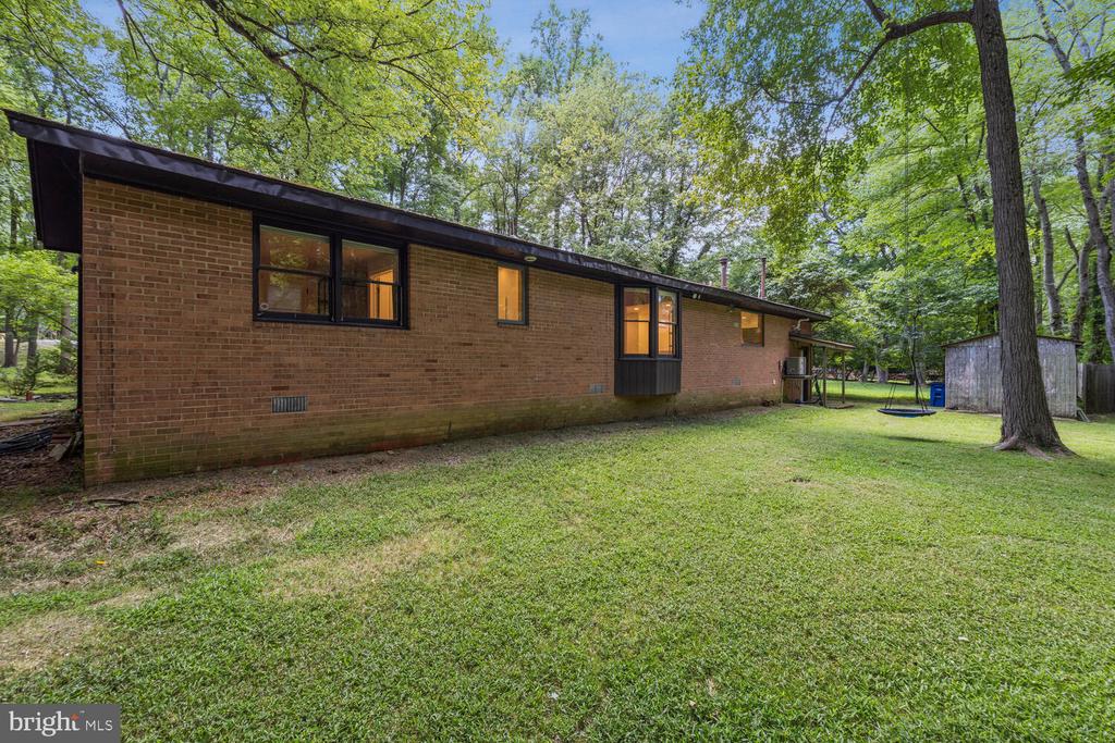 11611 DANVILLE DR