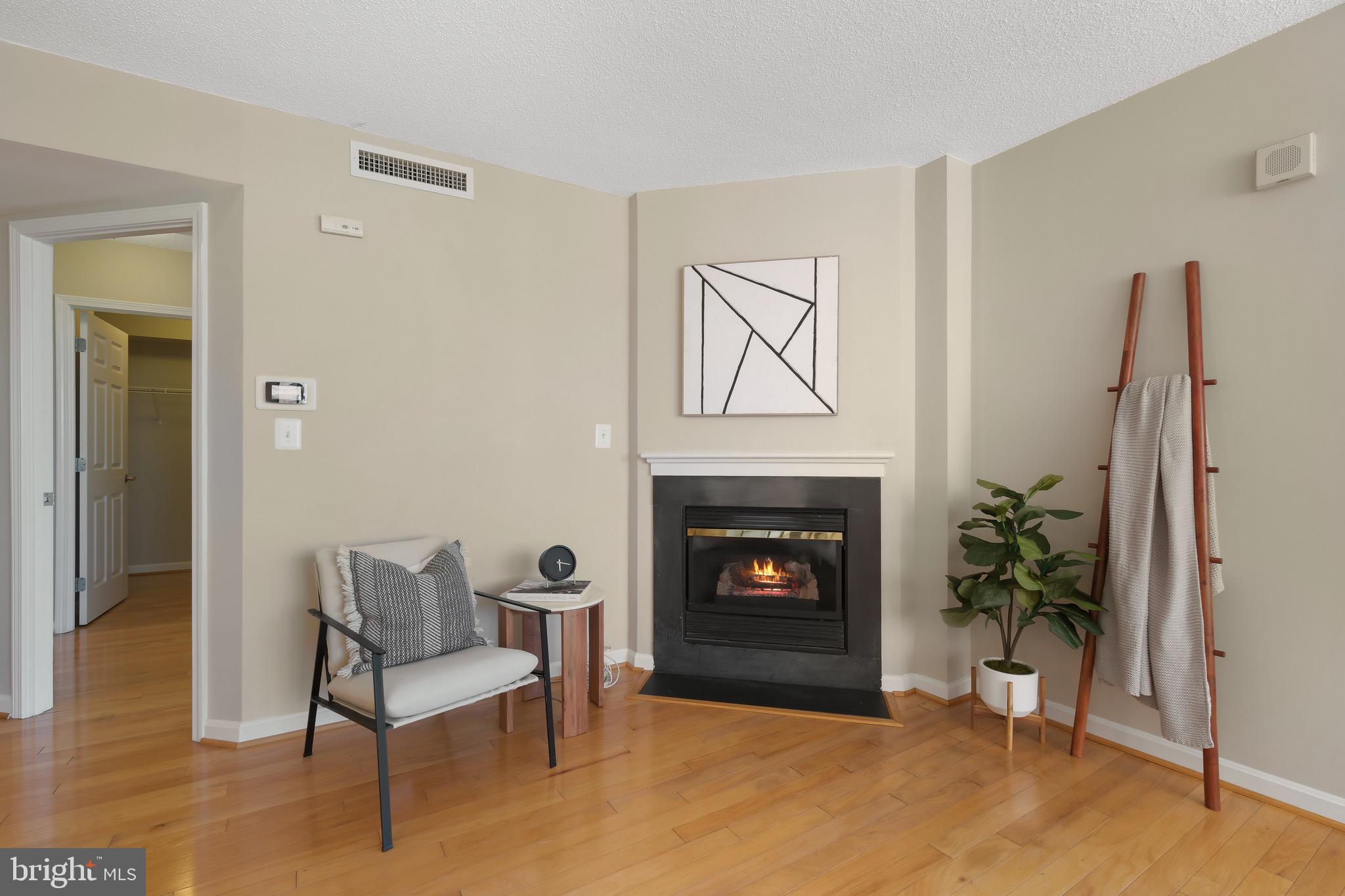 11710 Old Georgetown Rd #501