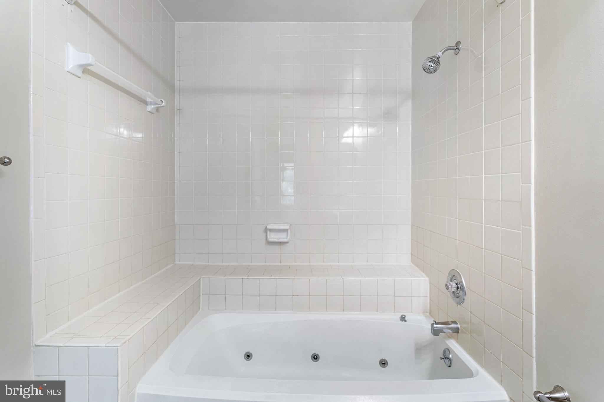 1 GROVE RIDGE COURT 65