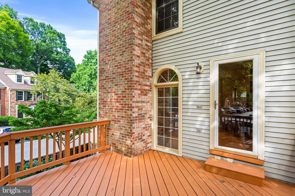 1 GROVE RIDGE COURT 65