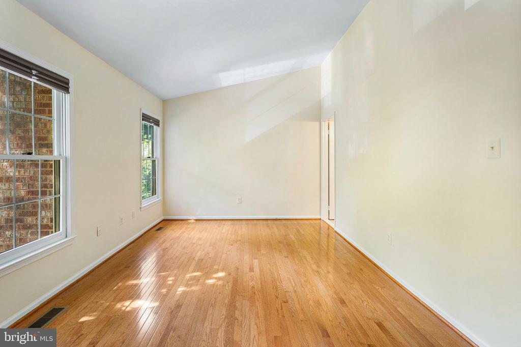 1 GROVE RIDGE COURT 65