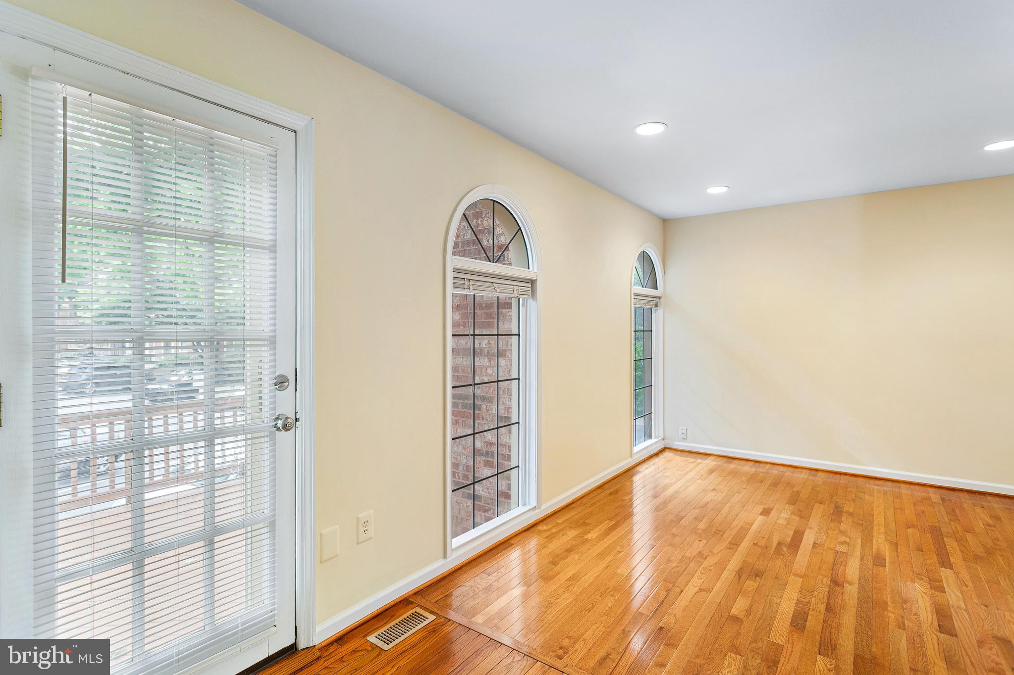 1 GROVE RIDGE COURT 65