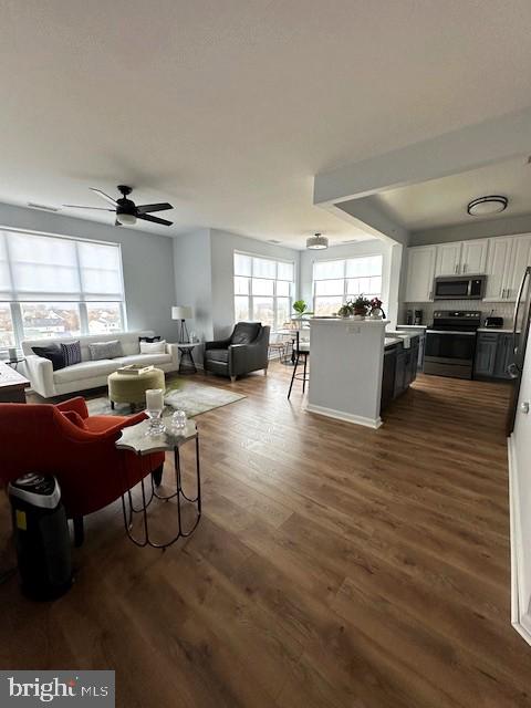 14301 KINGS CROSSING BOULEVARD 411