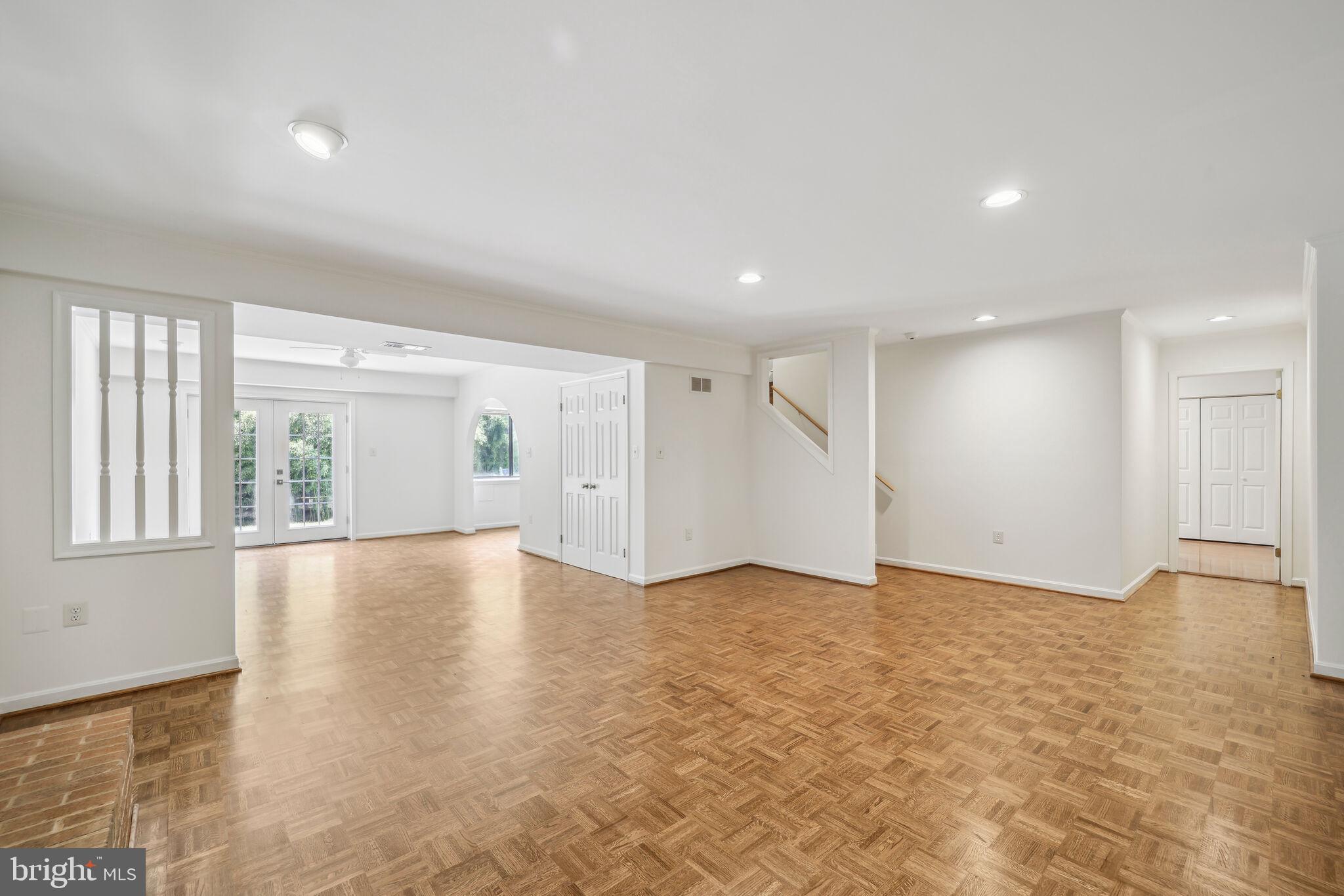 12401 Rivers Edge Dr