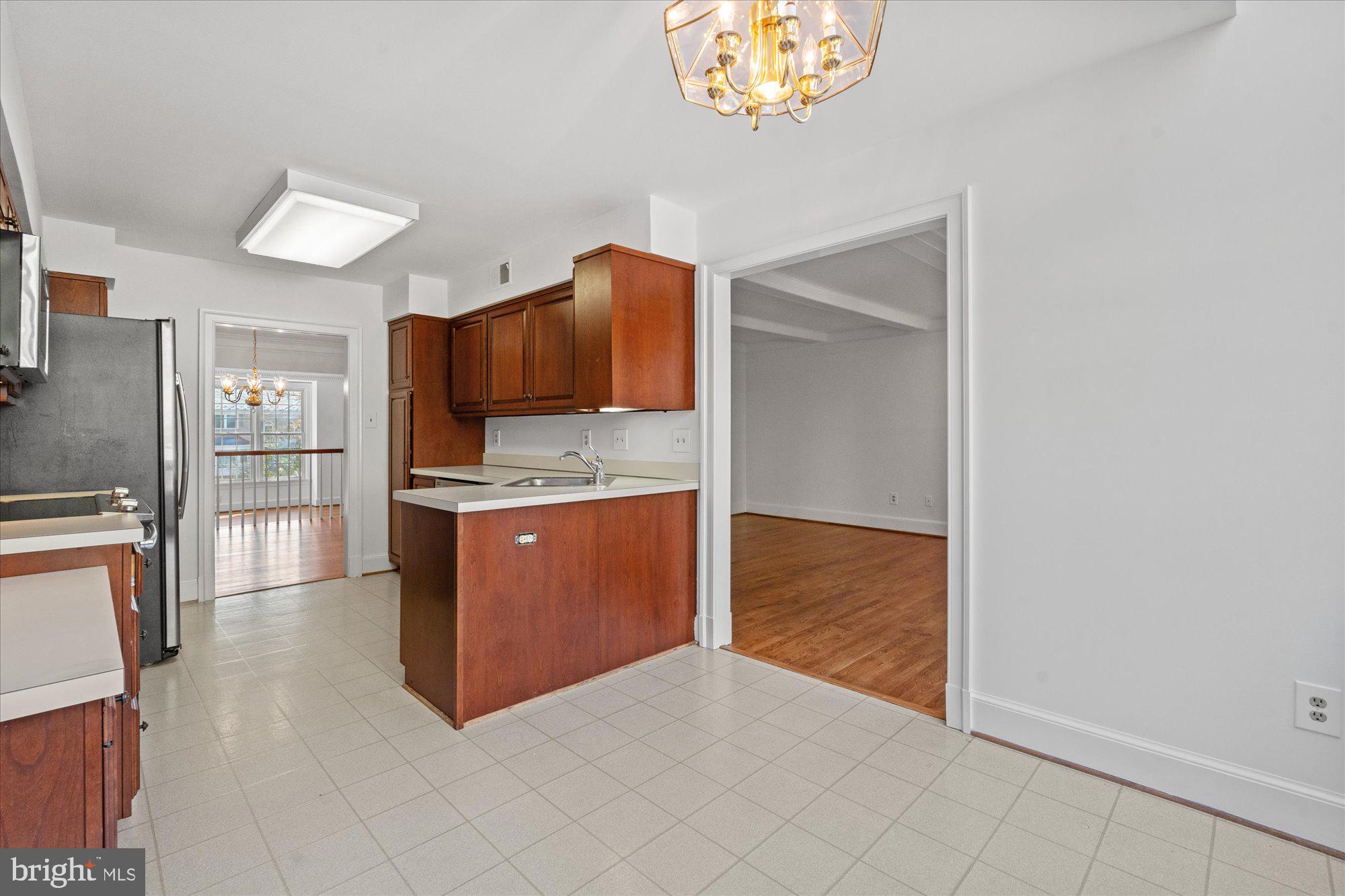 8023 Quarry Ridge Way