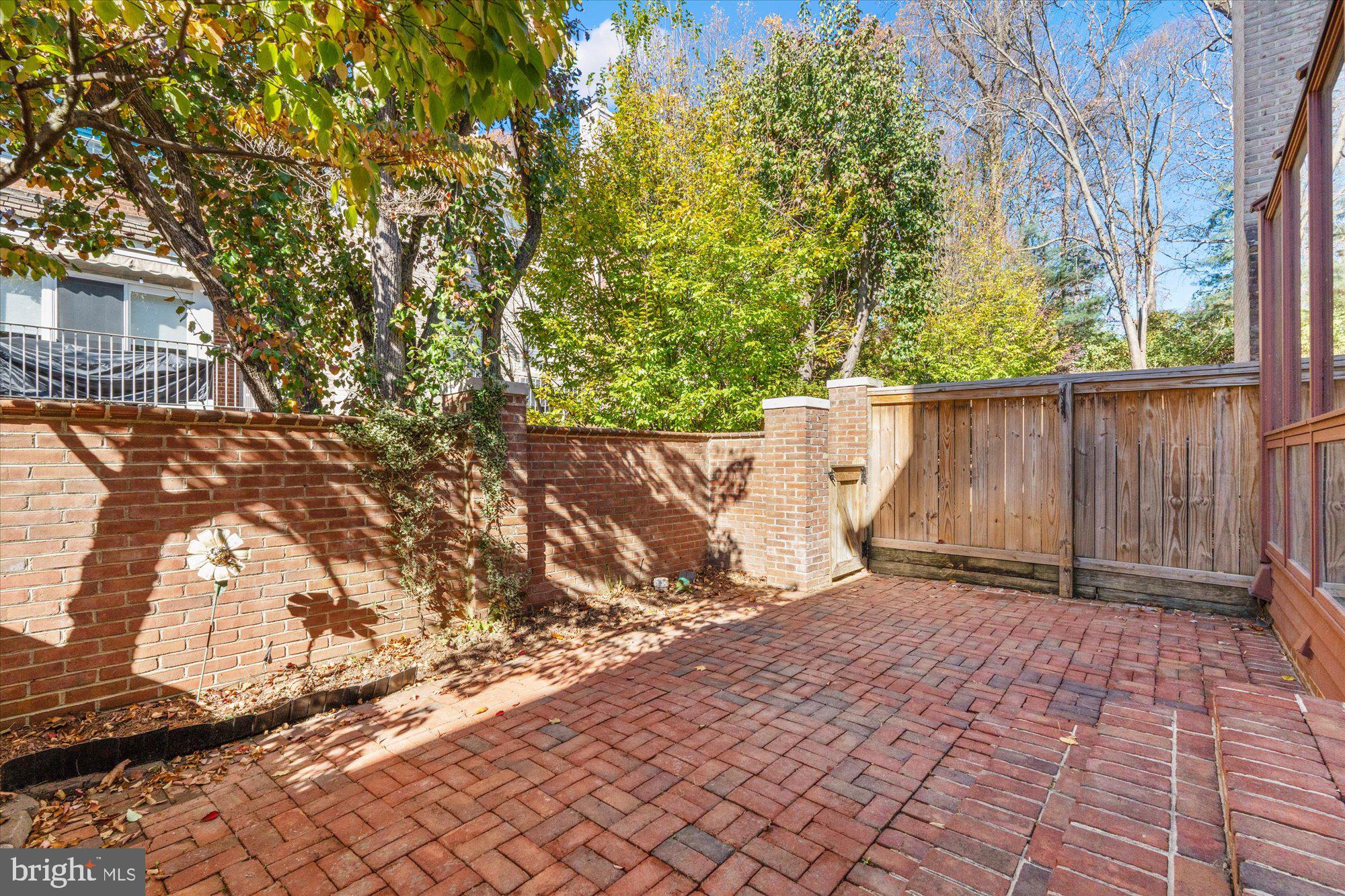 8023 Quarry Ridge Way