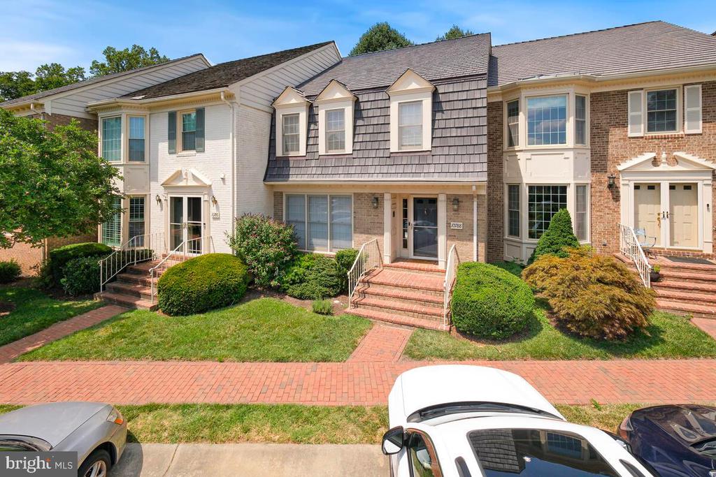 10788 Brewer House