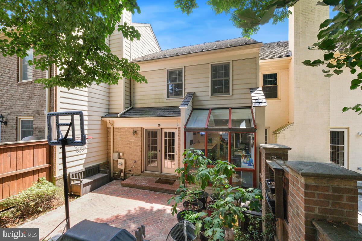 10788 Brewer House