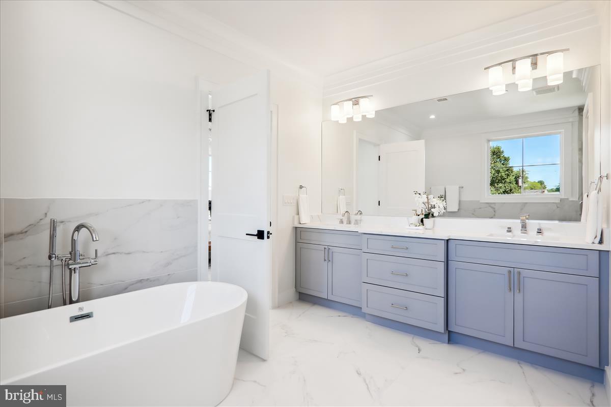 6404 BELLS MILL ROAD