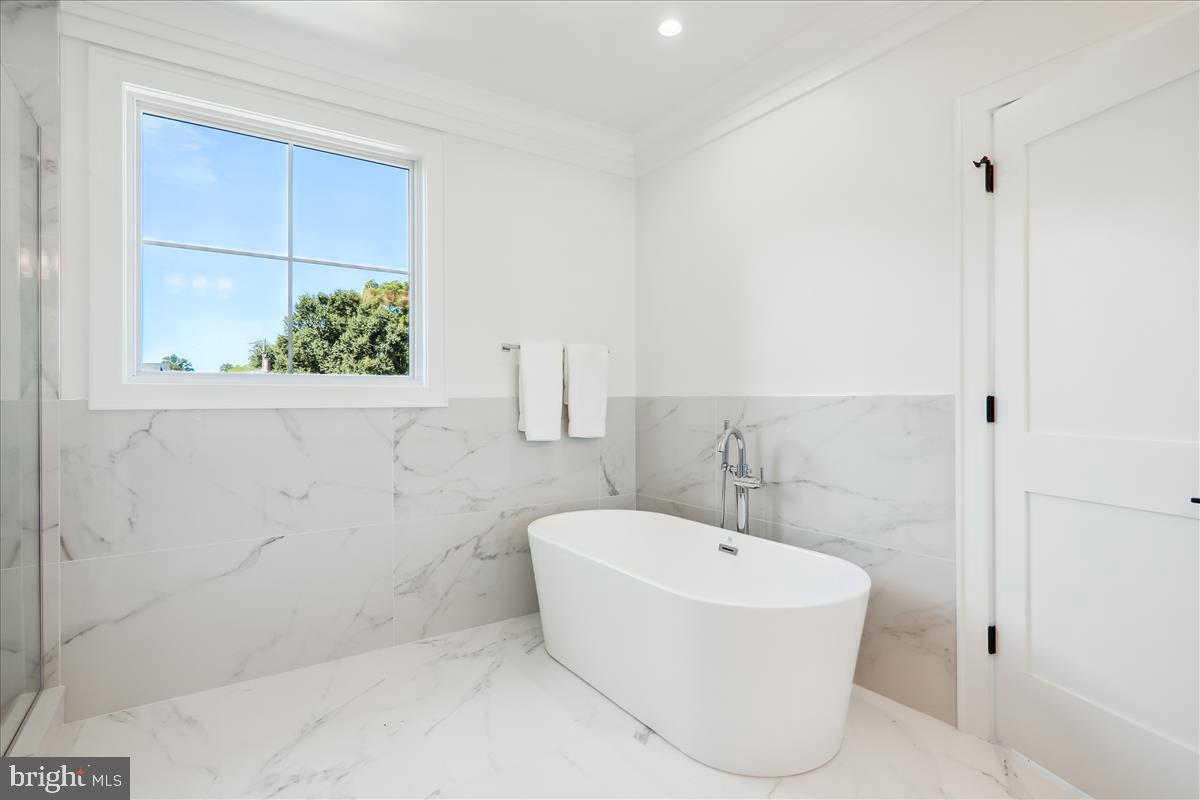 6404 BELLS MILL ROAD