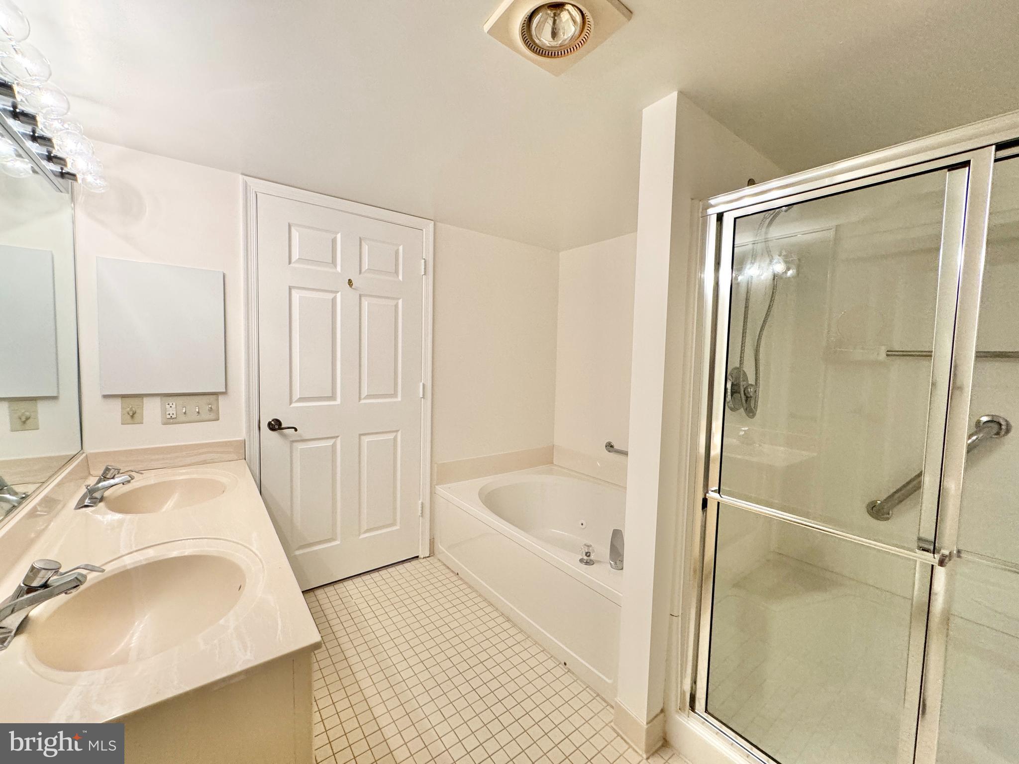 14800 PENNFIELD CIRCLE 309