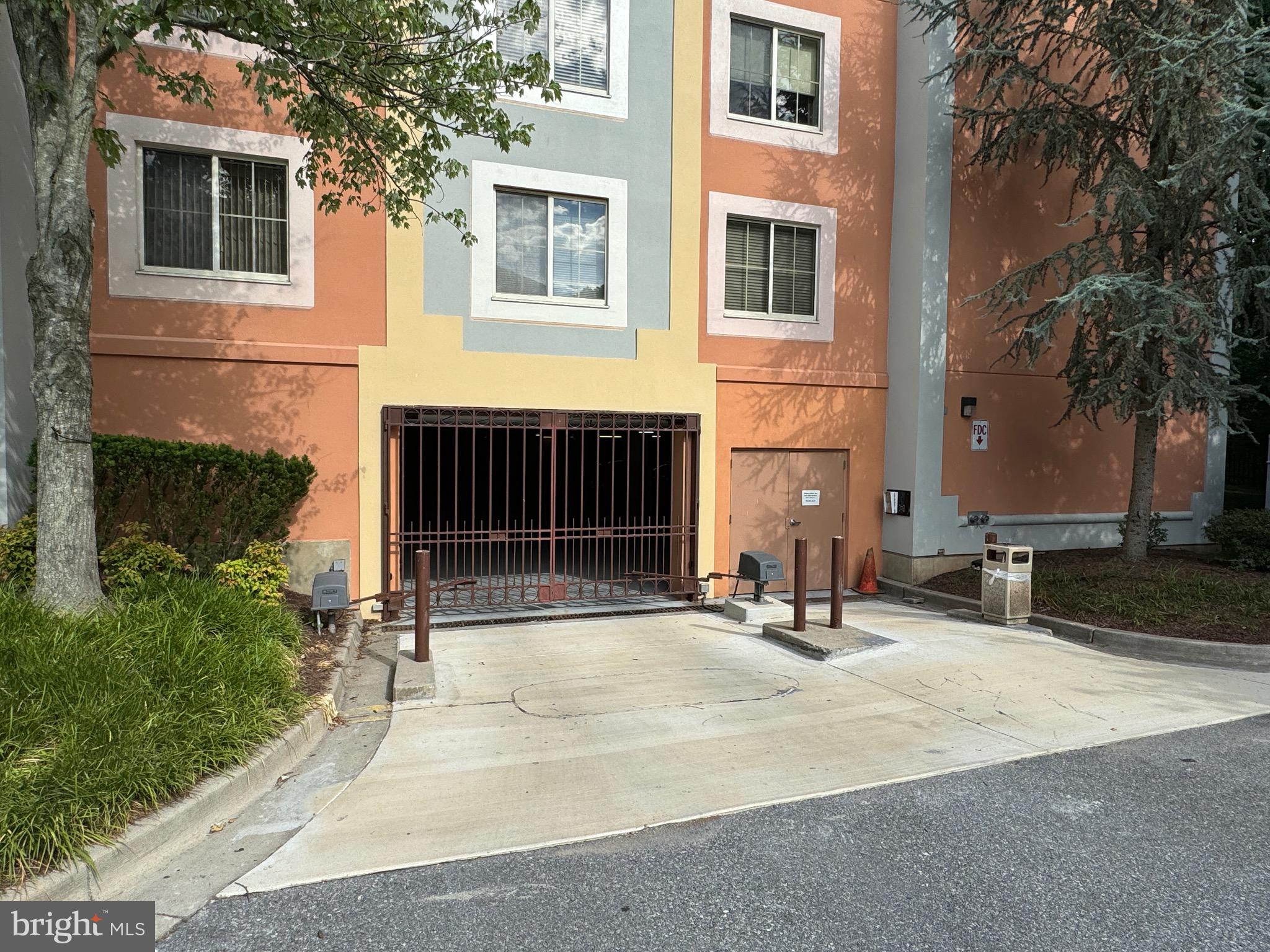 14800 PENNFIELD CIRCLE 309