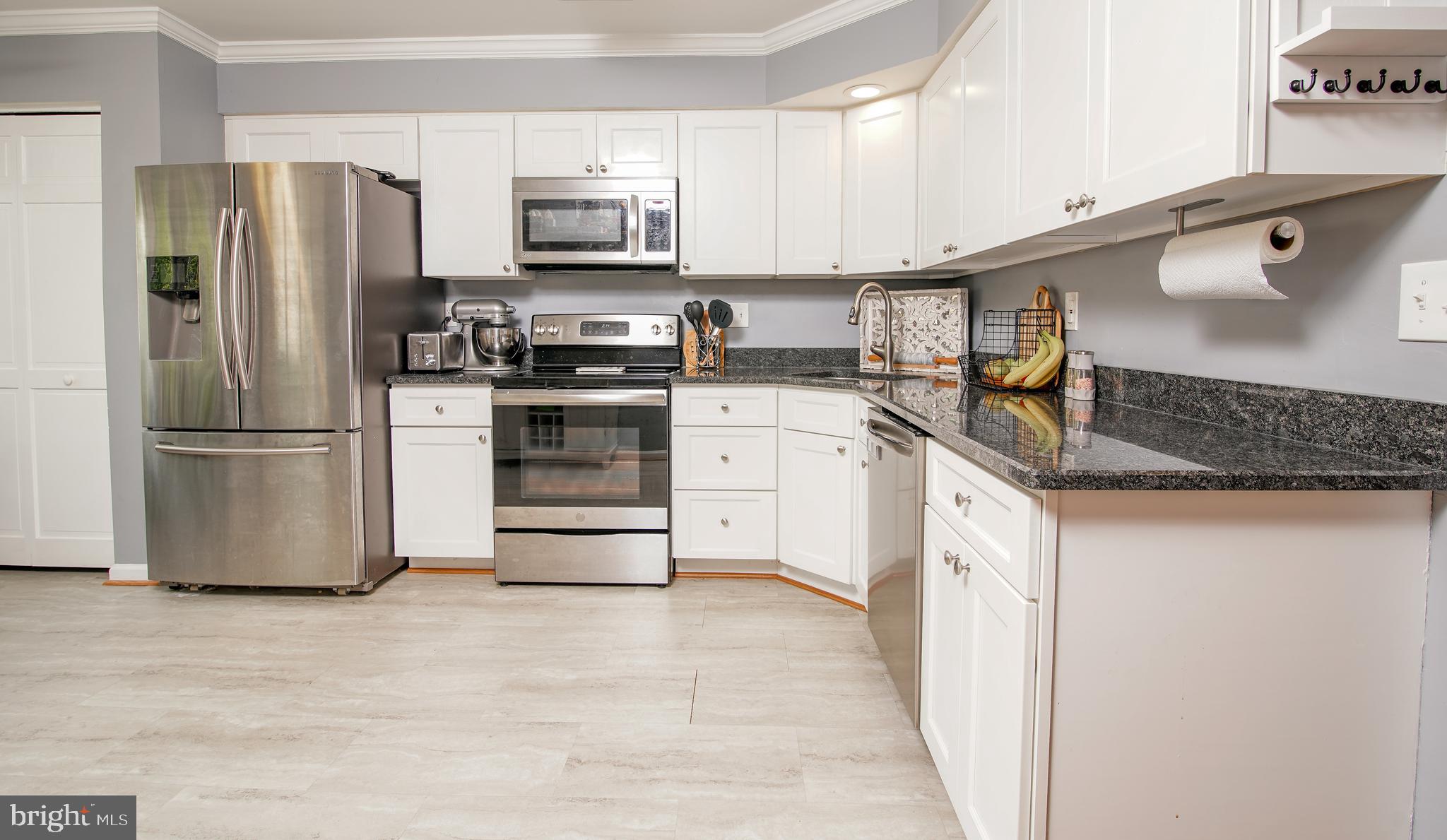 20805 CLEAR MORNING COURT