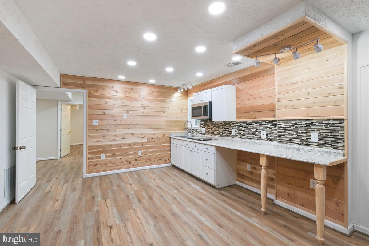 6609 Tilden Ln