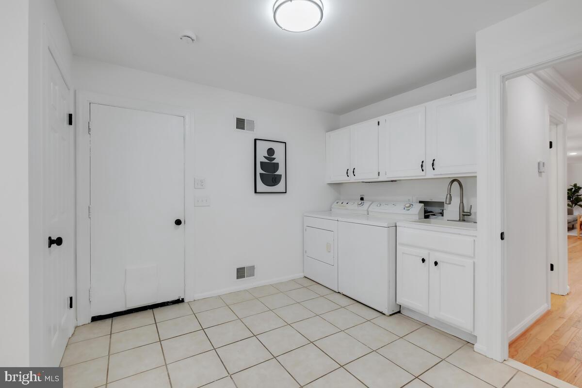 6609 Tilden Ln