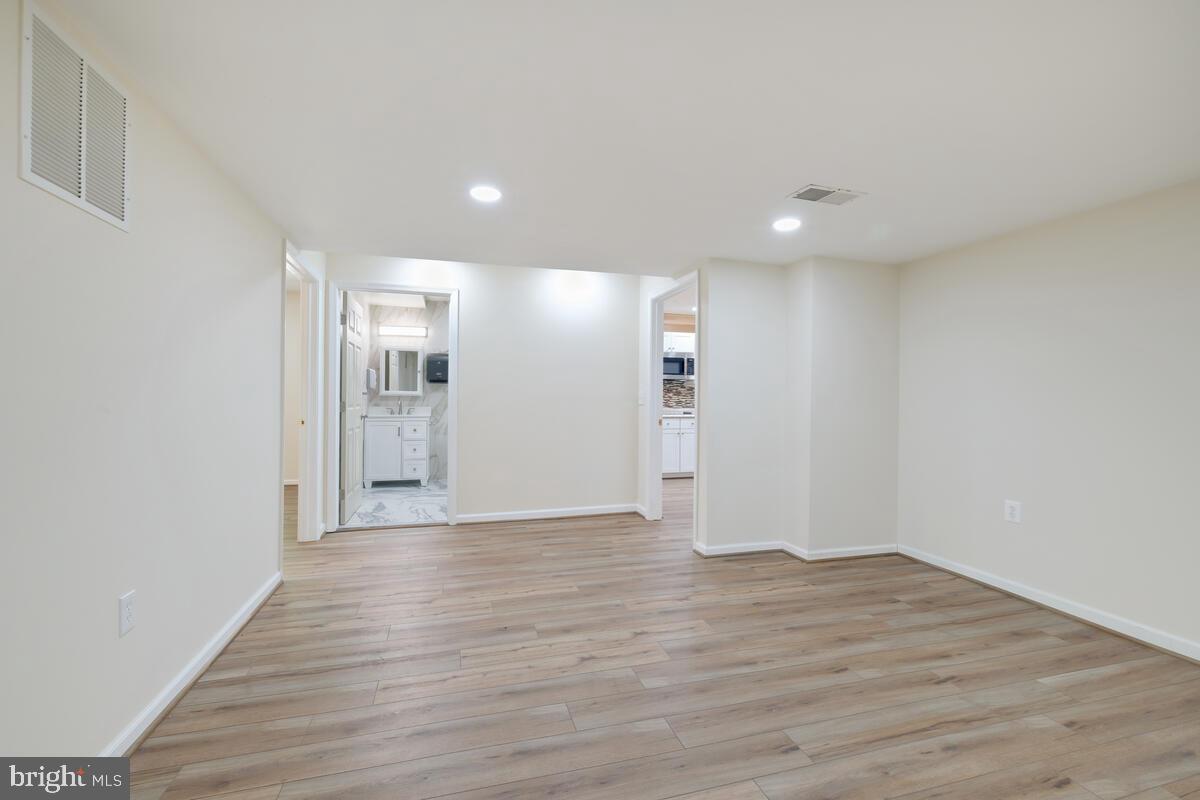 6609 Tilden Ln