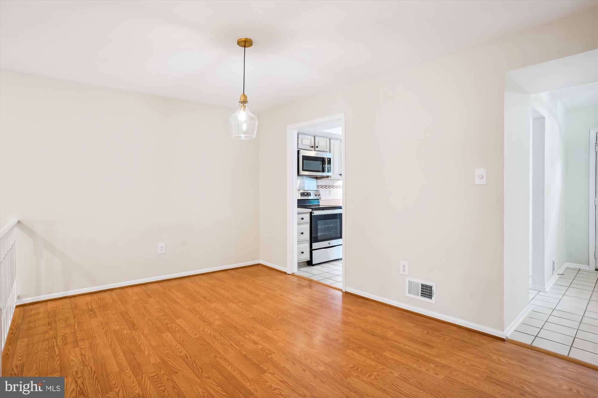 7768 Heatherton Ln