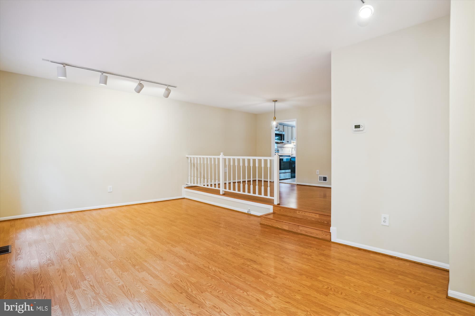 7768 Heatherton Ln