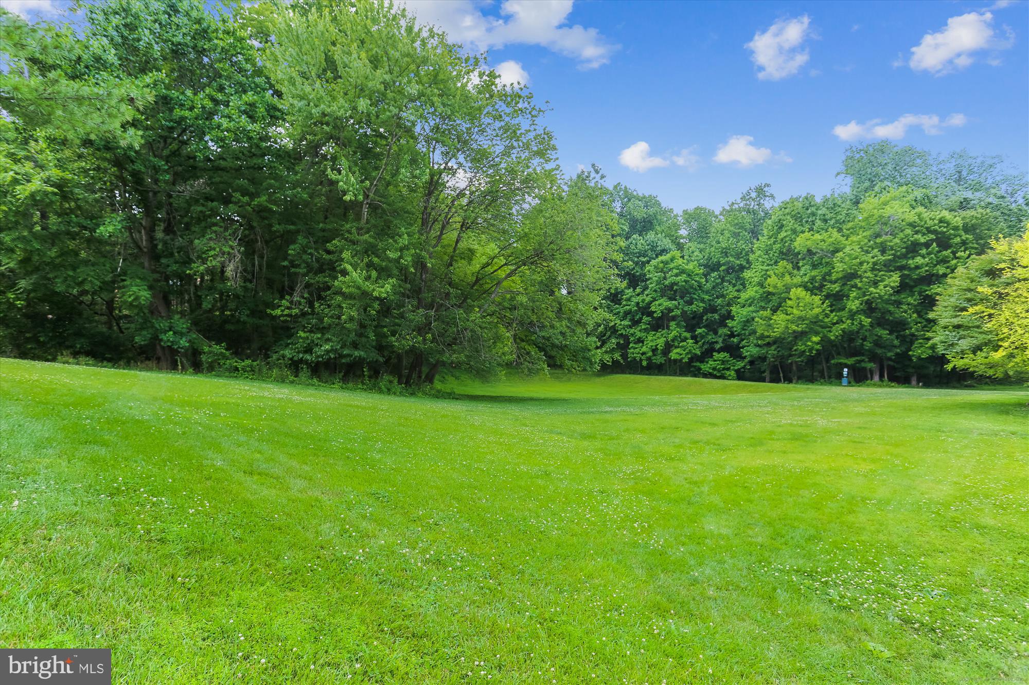 7768 Heatherton Ln