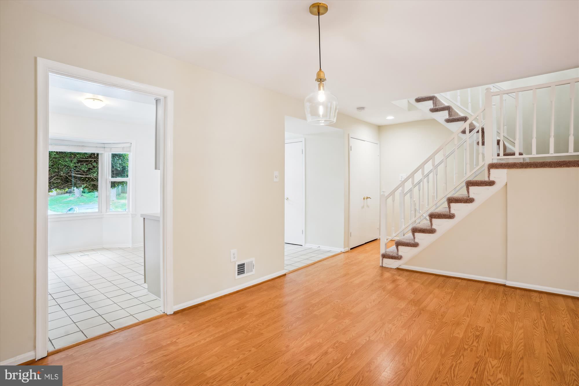 7768 Heatherton Ln