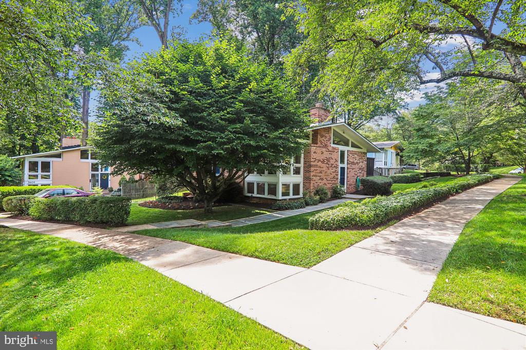 3607 SPRUELL DRIVE