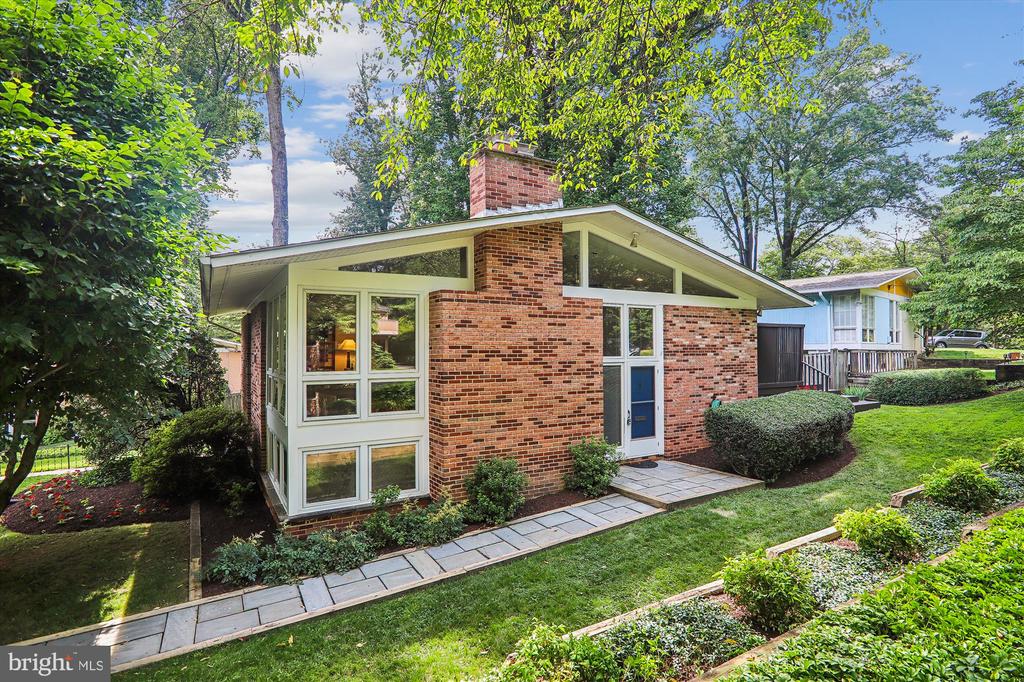 3607 SPRUELL DRIVE