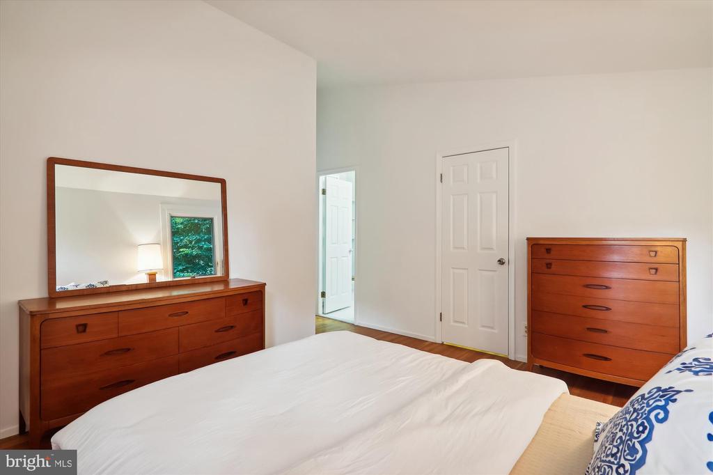 3607 SPRUELL DRIVE