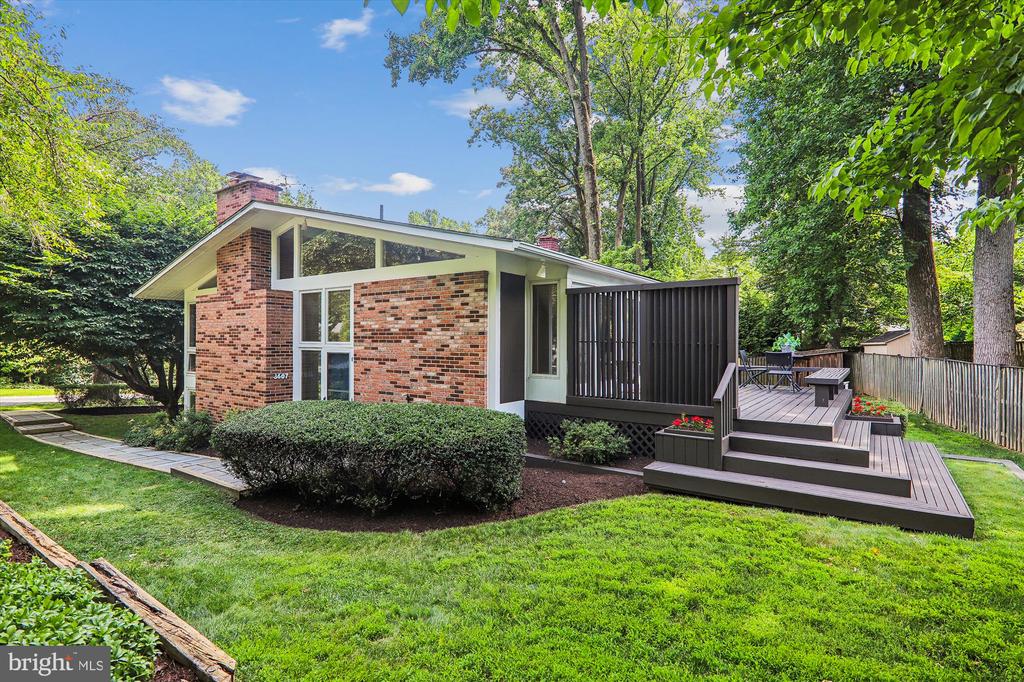 3607 SPRUELL DRIVE