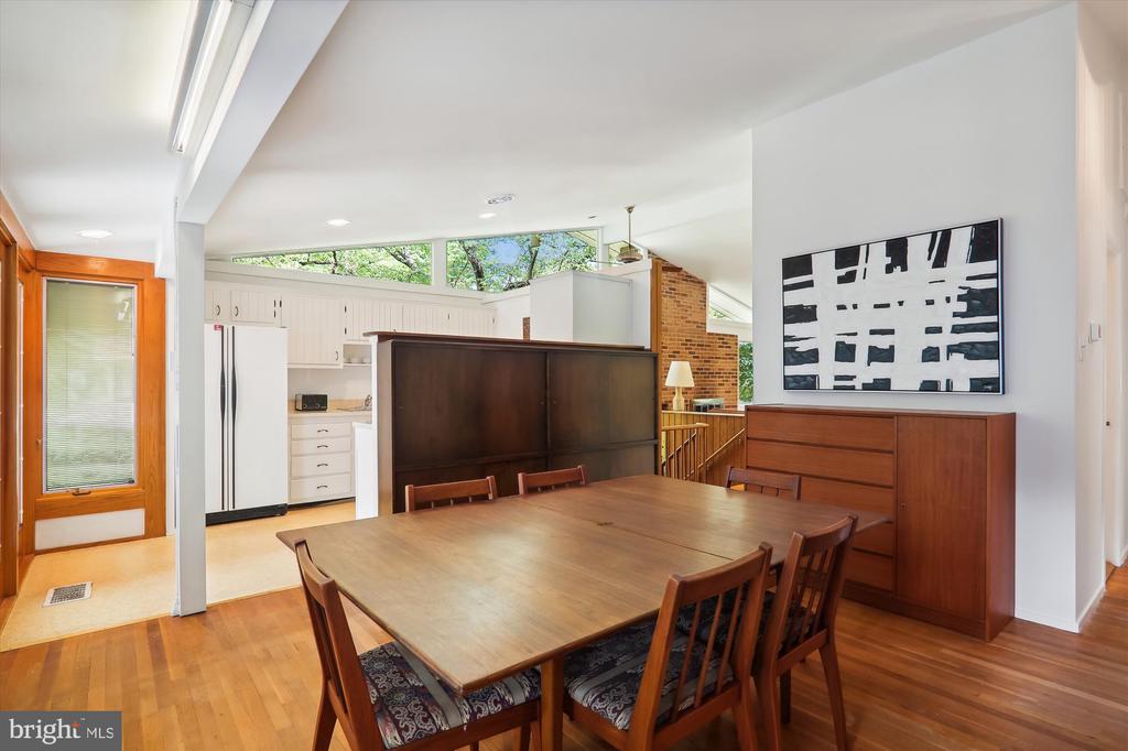 3607 SPRUELL DRIVE