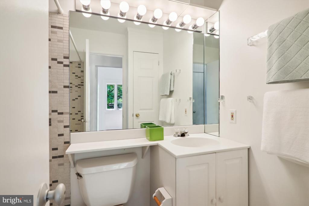 3607 SPRUELL DRIVE