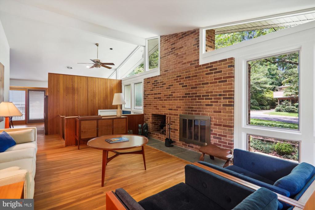 3607 SPRUELL DRIVE
