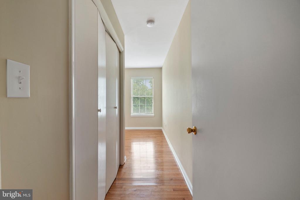 5 REDBUD COURT