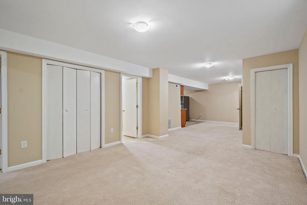 5 REDBUD COURT