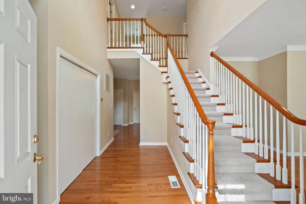 5 REDBUD COURT