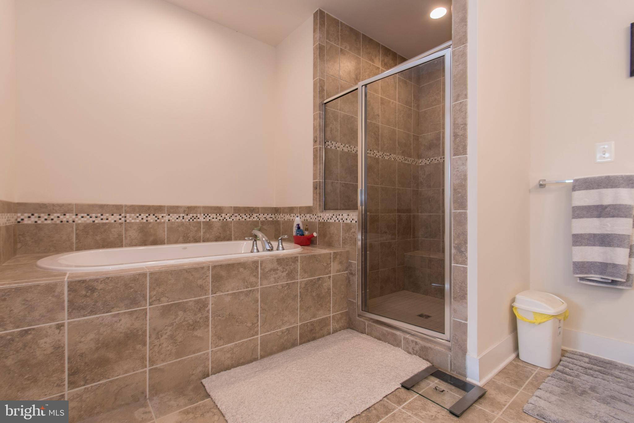 908 KING FARM BOULEVARD