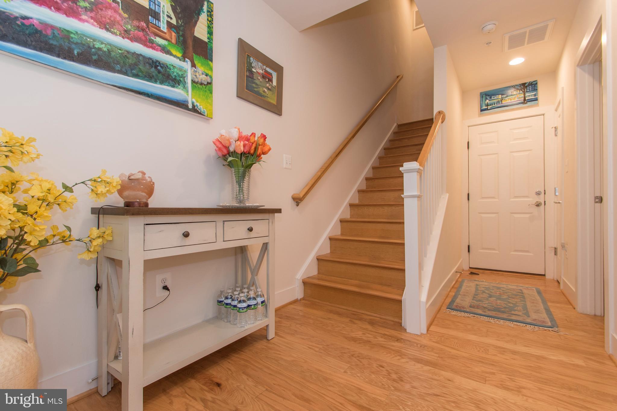 908 KING FARM BOULEVARD