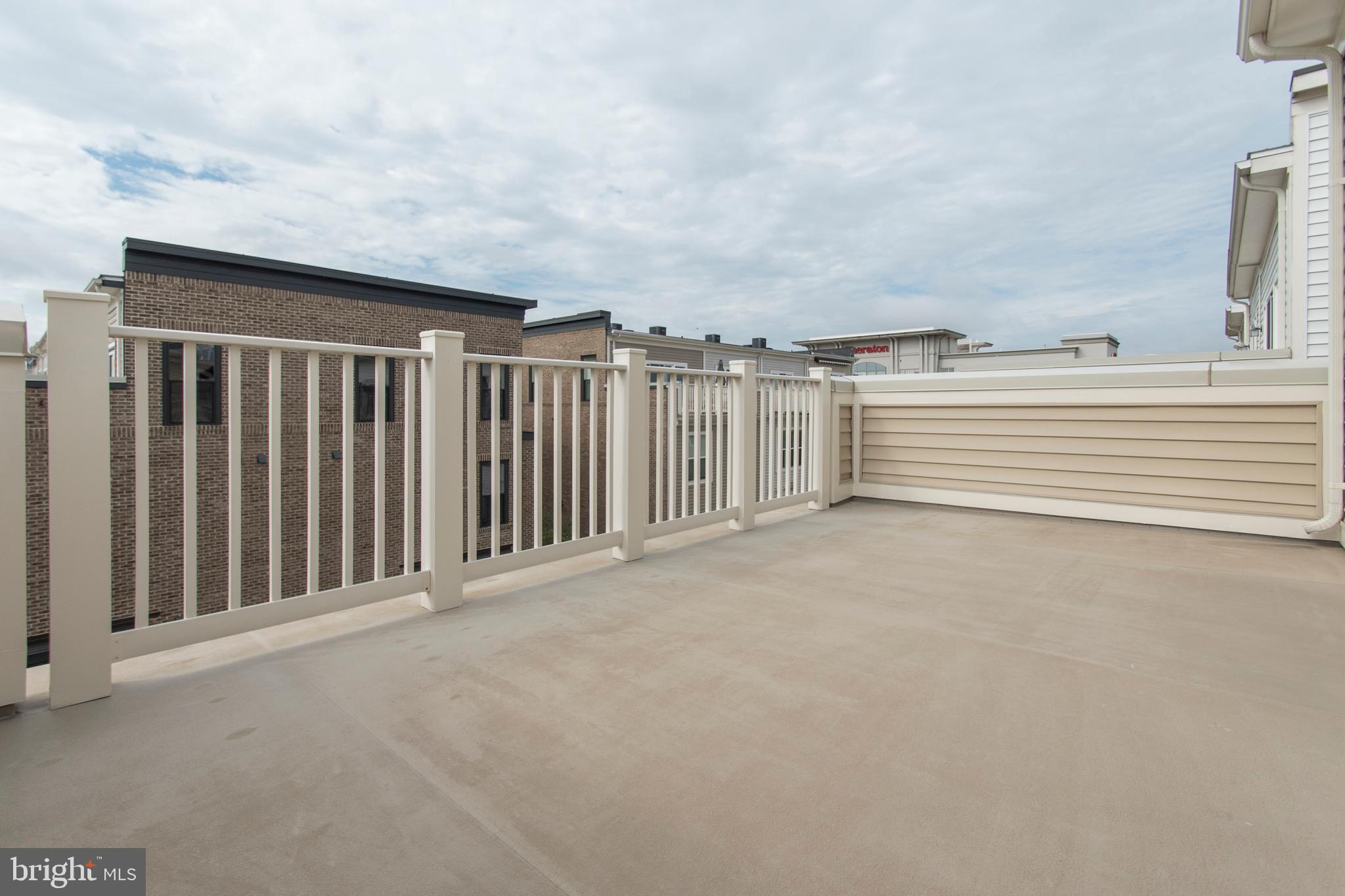 908 KING FARM BOULEVARD